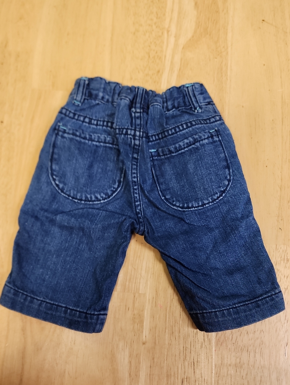 Crazy 8 Girls Dark Wash Denim Shorts Size 4 Polka Dot Appliqué Adjustable Waist - Picture 2 of 9